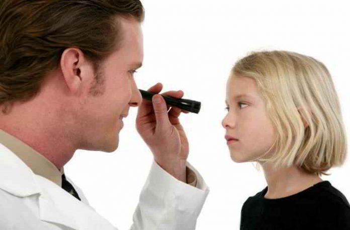 Frühzeitiges Testen des Sehvermögens unterstützt die Behandlungsmöglichkeiten