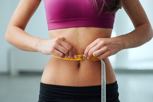 8 Vorteile von Curry, Gewicht zu verlieren und Ihre Gesundheit zu verbessern  